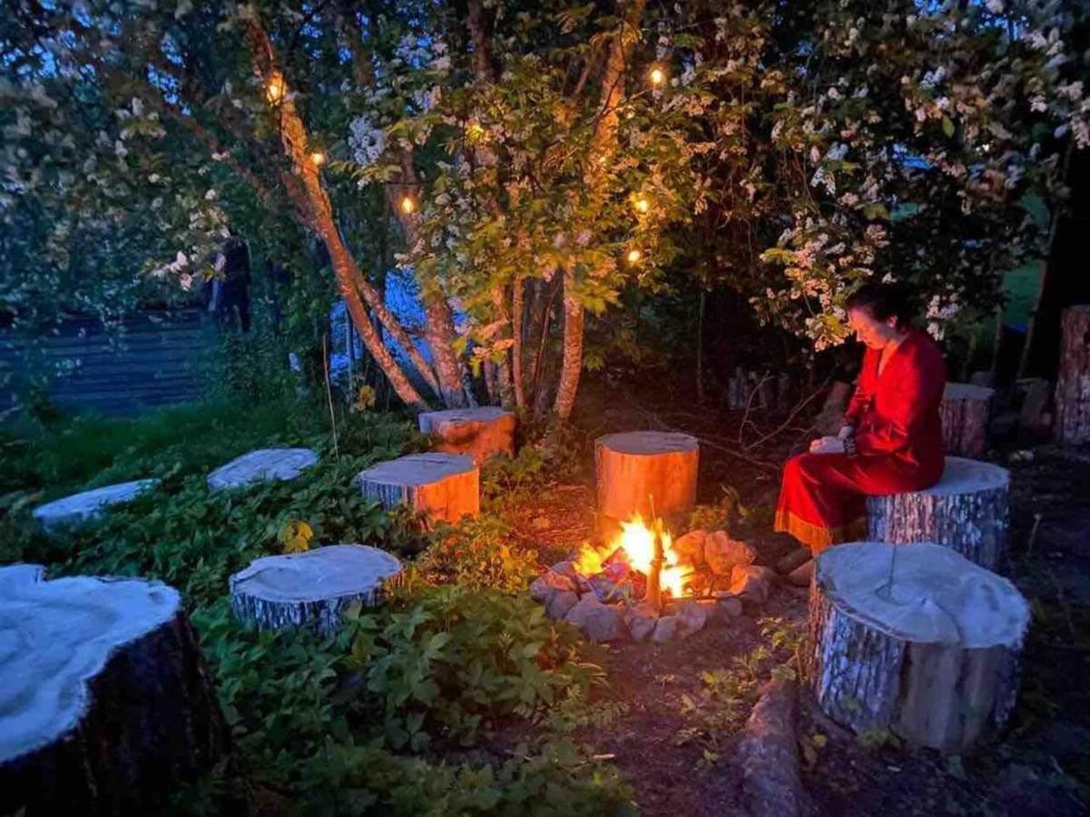 Romantic Spa Villa With Fireplace By The Lake Stjarnsund Ngoại thất bức ảnh